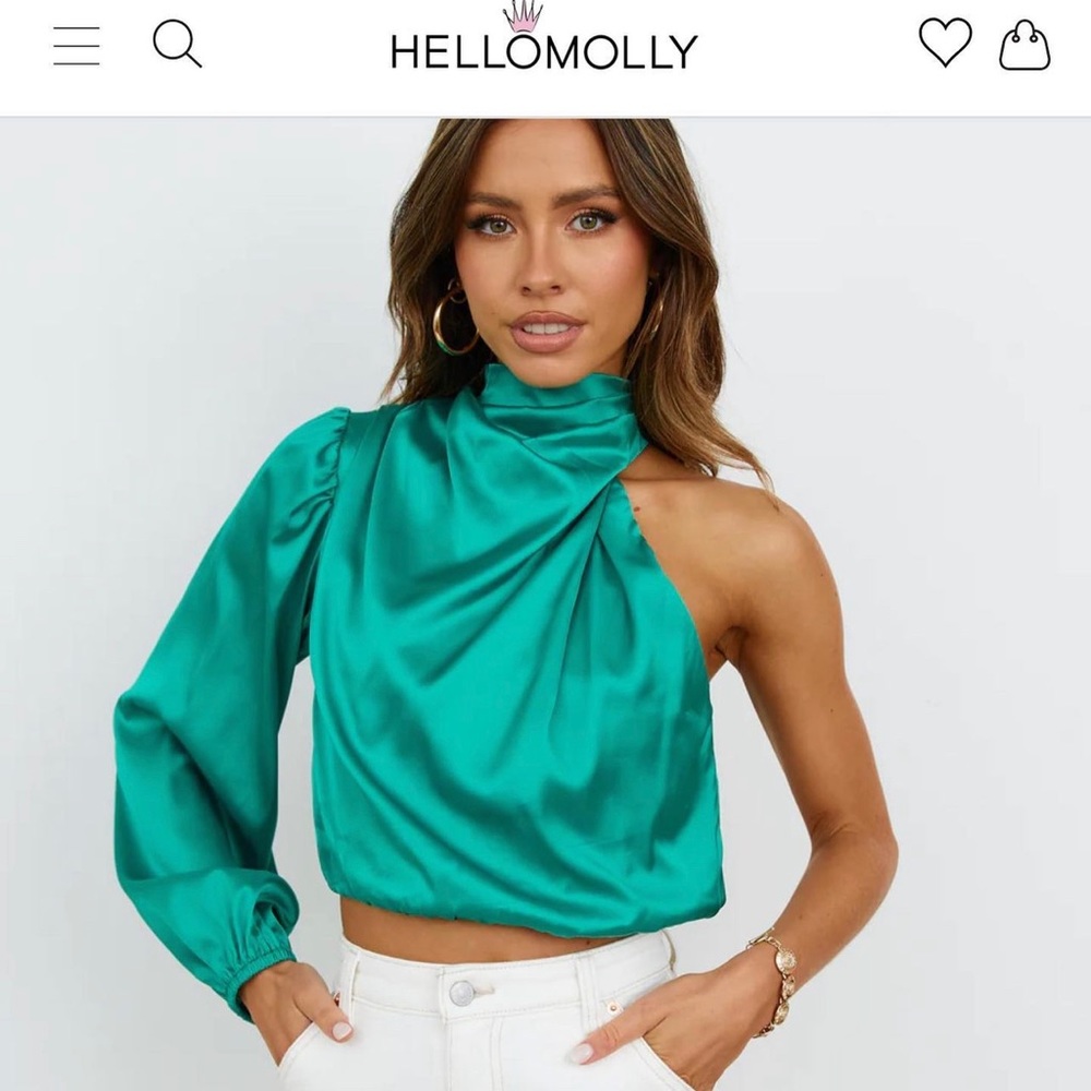 Hello Molly green off the shoulder shirt, medium, never worn before, new w tags